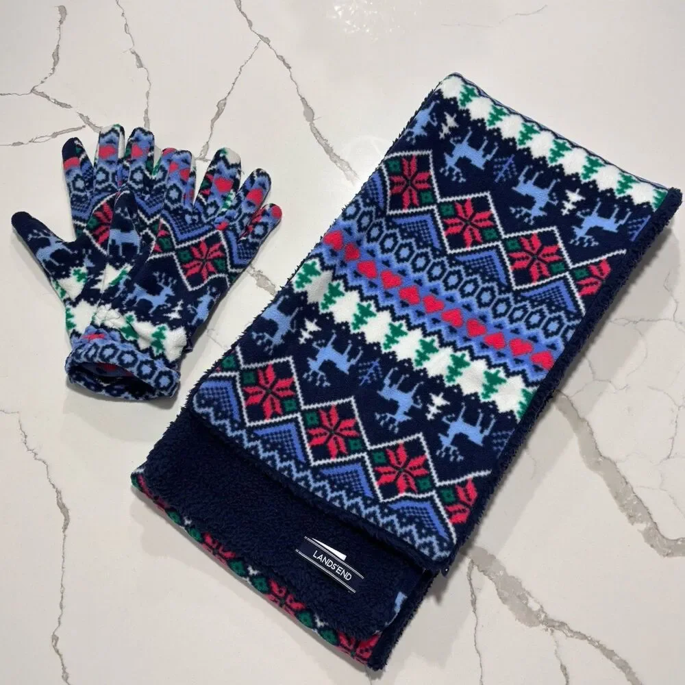 LANDS' END Women's Fleece Fair Isle Print Reindeer Snowflakes Scarf Gloves Set 7